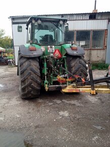 John Deere 8230 - 3