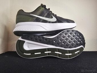 Nike RUN SWIFT 2 (44.5) - 3