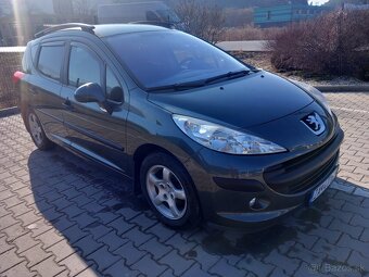 Peugeot 207   1.4 benzín 54kw 102000 km  - 3