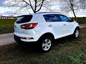 KIa Sportage 1.7 crdi 85 kW 2011 - 3