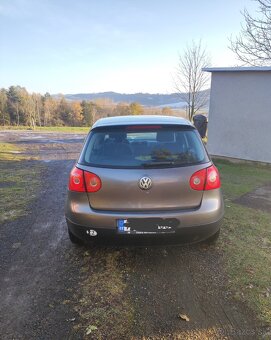 VW Golf V 1.6 75kW - 3