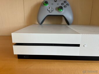 Predám Xbox One S 500GB + Controller + hra - 3