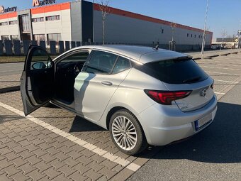 Opel Astra 1.4 -110 kw benzin, automat, 51 000 km, 2019 - 3