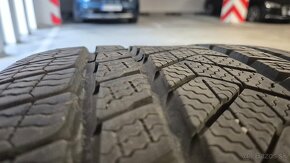 Predam sadu Pirelli Sottozero 3 245/40 R20 275/35 R20 - 3