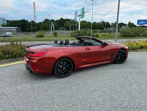 BMW M8  Cabrio xDrive swarovski edícia - 3