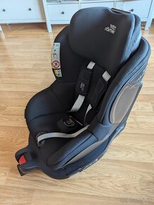 PREDÁM autosedačku BRITAX-ROMER (Dualfix i-size Sict Inside) - 3