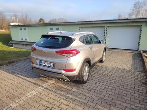 Hyundai Tucson - 3