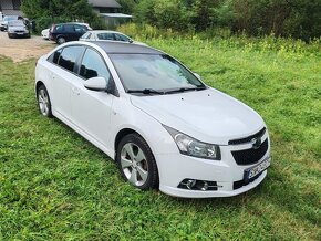 Chevrolet Cruze 1.6 - 3