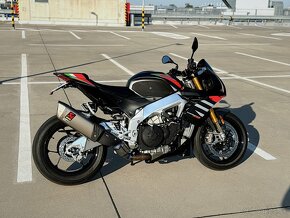 Aprilia Tuono V4 1100 Factory - 3