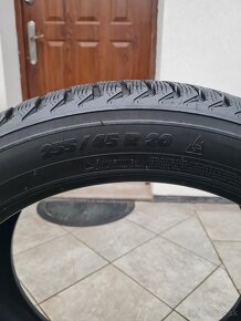 Predám zimné pneumatiky Michelin 255/45 R20 - 3