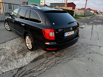 Škoda Superb 2,0 TDi , Elegance, 103 kW, M6 - 3