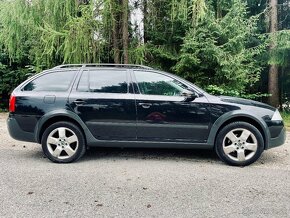 Škoda Octavia Combi Scout 2.0 TDI 4x4 Xenon Šíber - 3