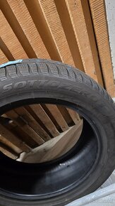 225/55 R18 - 3