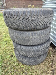 Gumy 225/70 R16 103H na dojazd - 3