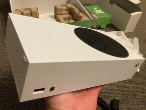 Xbox Series S - 3