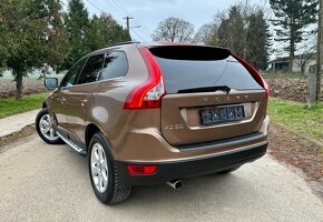 VOLVO XC60 2.4 D4 SUMMUM GEATRONIC - 3