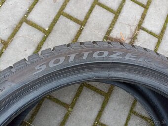 Zimné pneu Pirelli Sottozero 3 225/40 R19 XL - 3