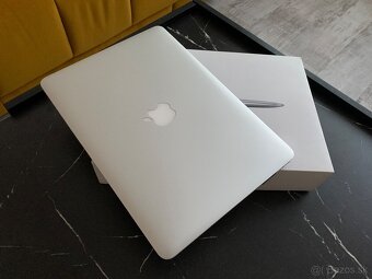 Macbook Air 11, 4GB, 128 GB - 2013 - 3