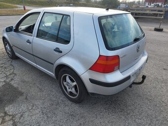 Rozpredám vw golf 4 1.6b 75kw automat - 3