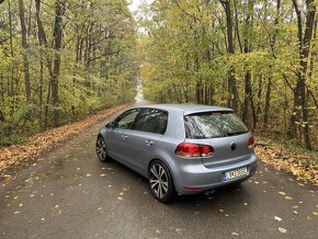 VW Golf 6 1.4TSI - R18 letné + R17 zimné + doplnky - 3