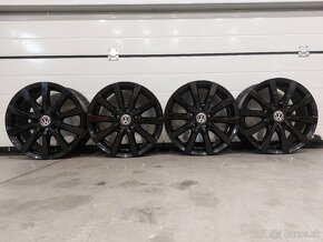 VW R16 5x112 BLACK v TOP STAVE - 3