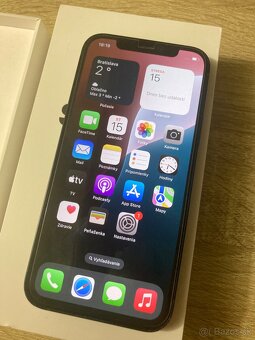 iPhone 12 / 64GB Cierny Pekný stav - 3