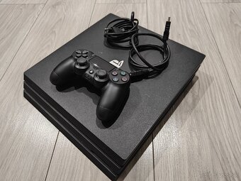 Playstation 4 Pro 1TB - 3