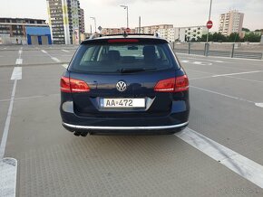 VW Passat 2,0 TDi DSG kessy bixenon navi Webasto el kufor - 3