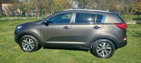 Kia sportage 1,7Crdi 2015 max vybava alcantra.par.kamera - 3