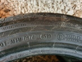 235/45 r18 continental - 3