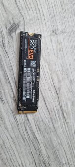 Samsung SSD 960 EVO NVMe M.2 250 GB - 3