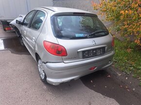 Predám Peugeot 206 na diely - 3