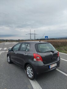 TOYOTA YARIS 1,33 VVTi - 3