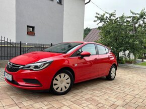 Opel Astra hatchback - 3