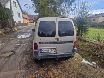 Citroën Berlingo 1,4 benzín - 3