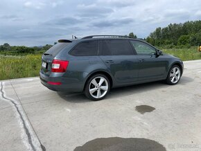 Škoda Octavia Combi 2.0 TDI Elegance - 3