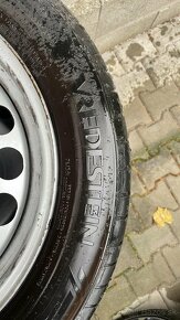 Predam pneu 205/55 r16 - 3