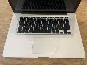 MacBook Pro 15-nich Mid 2012 - 3