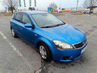 Kia Cee´d 1.4 CVVT 105k LX SR 2majiteľ - 3