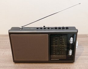 Radio GRUNDIG Concert Boy 225 - 3