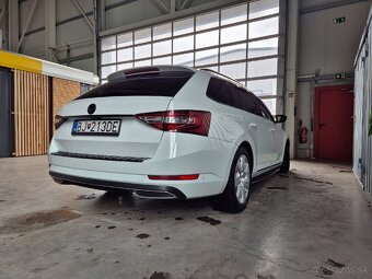 Škoda superb combi sportline - 3