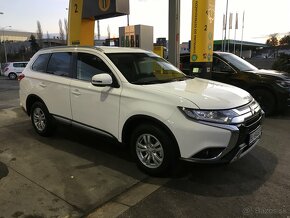 Mitsubishi Outlander - 3