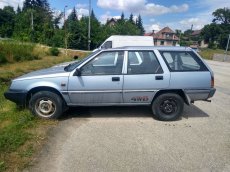 predám mitsubishi lancer 4WD 1800 - 3