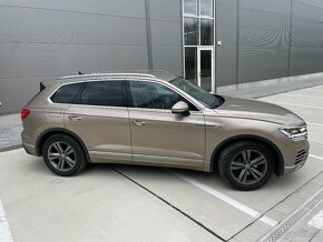 Volkswagen Touareg 3.0Tdi 210kw - 3