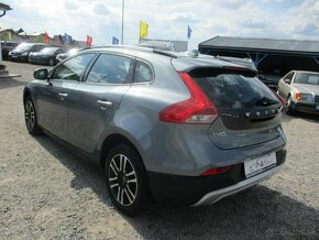 VOLVO V40 2.0D88kw CROSSCOUNTRY 10/2018 bez koroze - 3