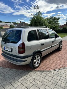 Opel Zafira A - 3