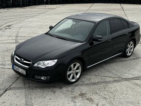 Subaru Legacy 3.0 - 2008 - 3