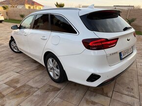 Kia ceed sporty wagon 1.6Crdi 100kw - 3