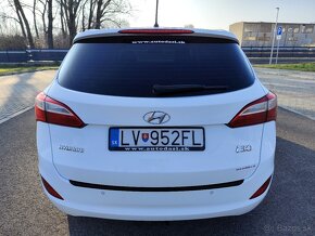 Hyundai i30 1.6 CRDi 110 Comfort - 3