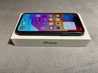 Iphone 11 64GB black, výborný stav - 3